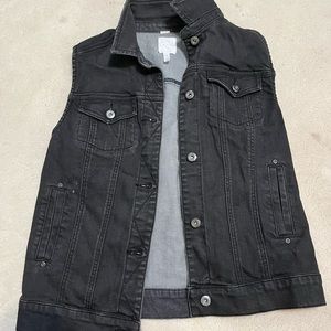 SLEEVELESS JEAN JACKET